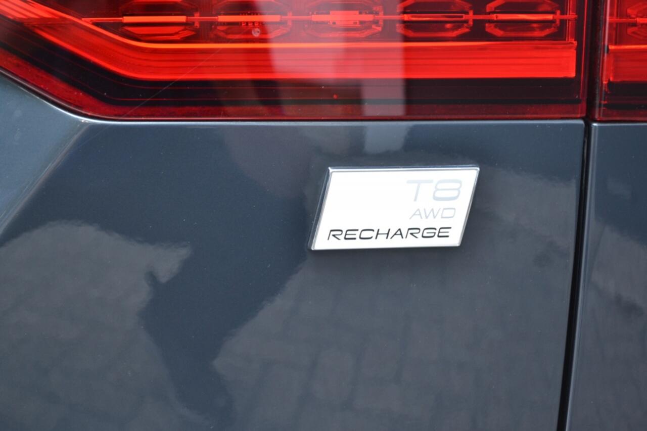 Volvo V60 2.0 T8 AWD R. R-Des.