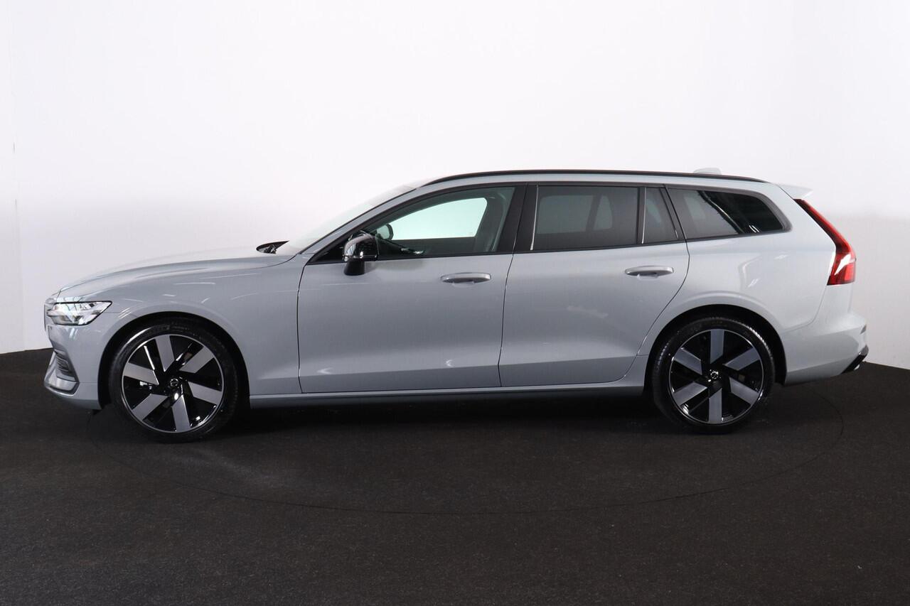 Volvo V60 B4 Essential Edition Sport - Intellisafe Assist & Surround - Parkeercamera achter- Verwarmbare voorstoelen, stuurwiel en achterbank - Parkeersensoren voor & achter - Lederen bekleding - 19' wielen