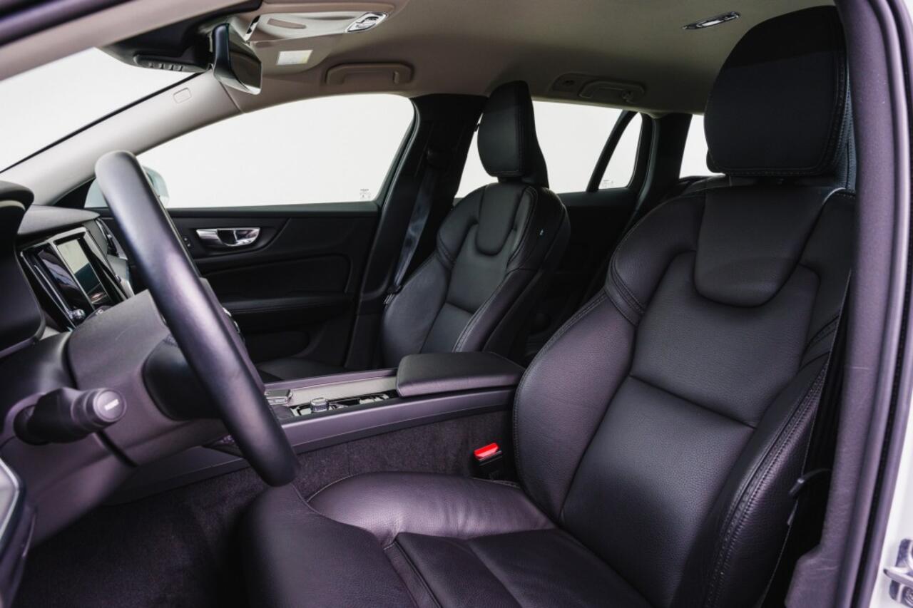 Volvo V60 T5 AWD Cross Country Pro