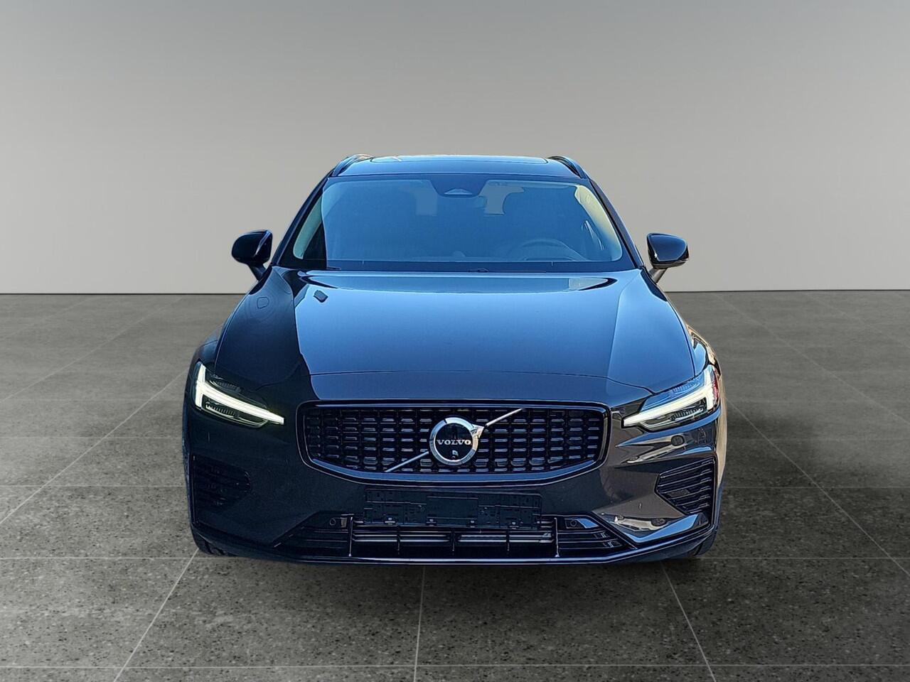 Volvo V60 2.0 T8 Plug-in hybrid AWD Ultra Dark | Bowers & Wilkins Audio | Extra getint glas | Head-up display | Nappa lederen bekleding |