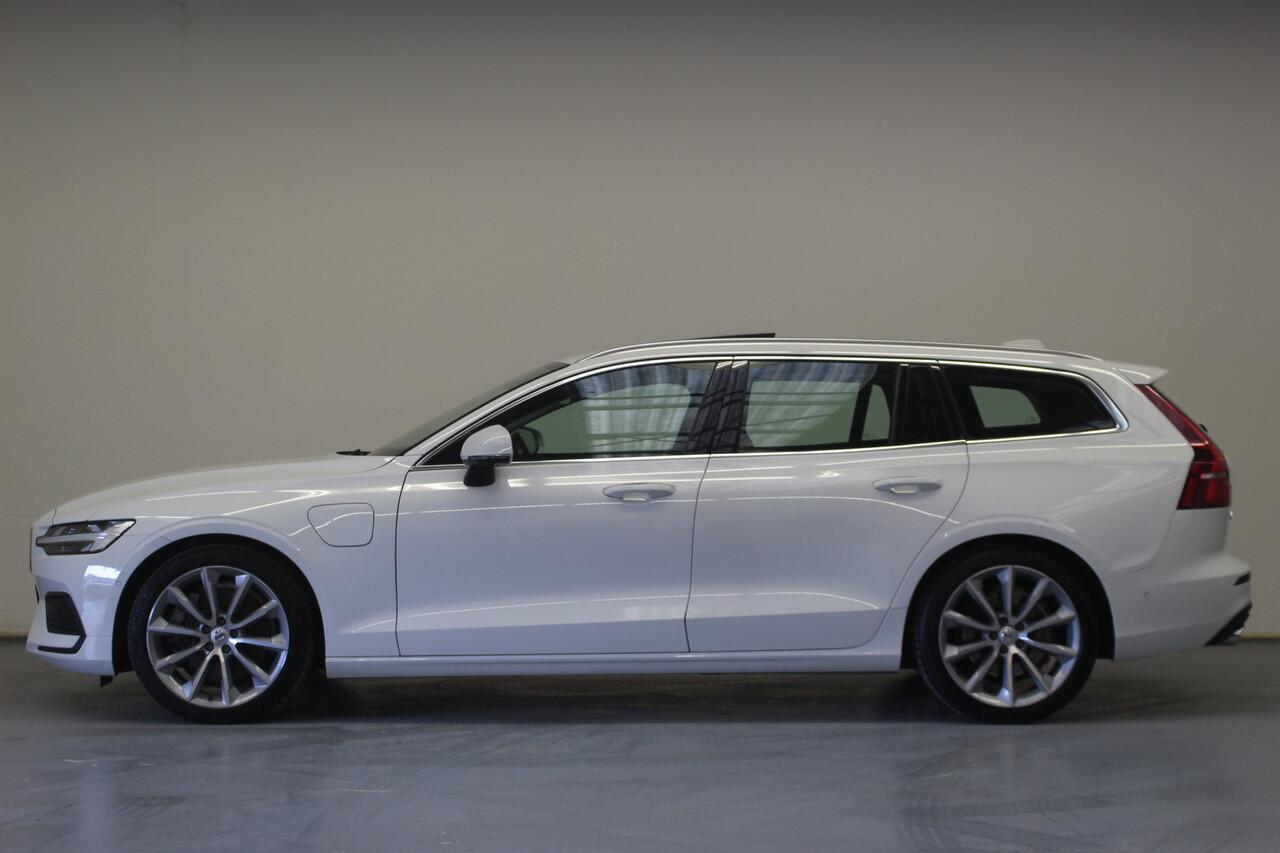 Volvo V60 T6 Twin Engine AWD Momentum Pro | Rijklaarprijs | Pano dak | Head-up |
