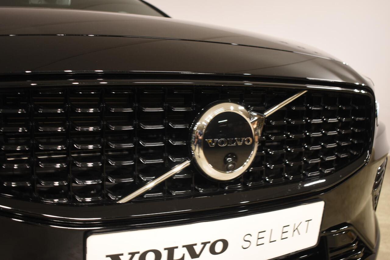 Volvo V60 T6 350PK Automaat Plug-in hybrid AWD Plus Dark / Navigatie / 360 Camera / Harman Kardon / Stuur & Stoelverwarming / LM Velgen / Trekhaak