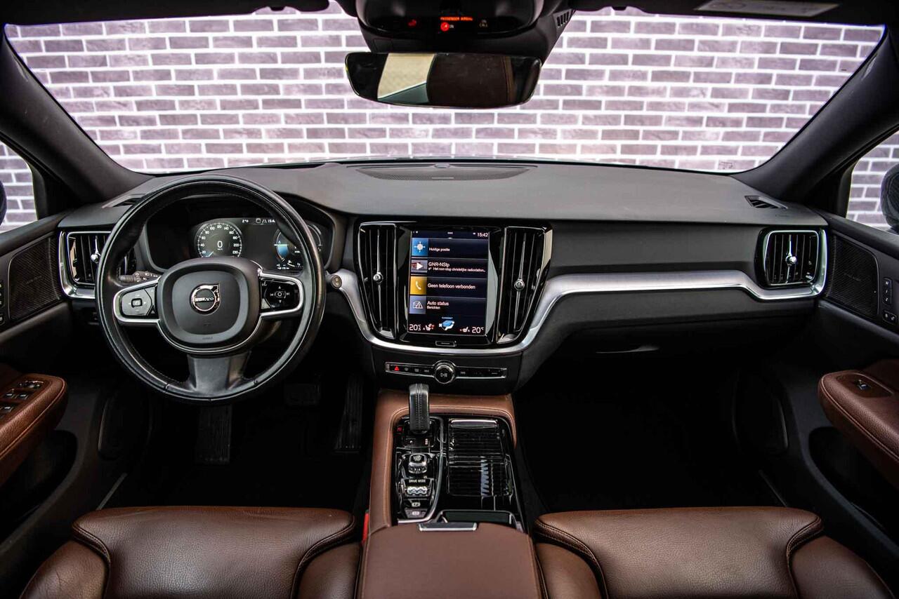 Volvo V60 2.0 T6 Recharge AWD Inscription | Trekhaak | Panoramadak | 360 Camera | Adaptieve Cruise Control | Harman Kardon |