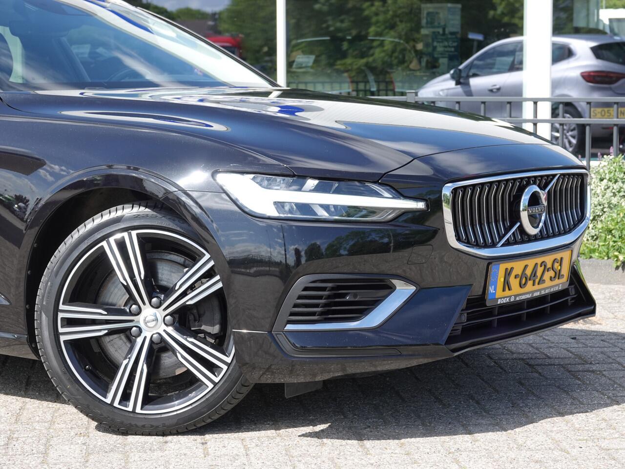 Volvo V60 2.0 T8 Recharge AWD Inscription BOWERS & WILKINS | HUD | 360° CAM | PANO | MEMORY