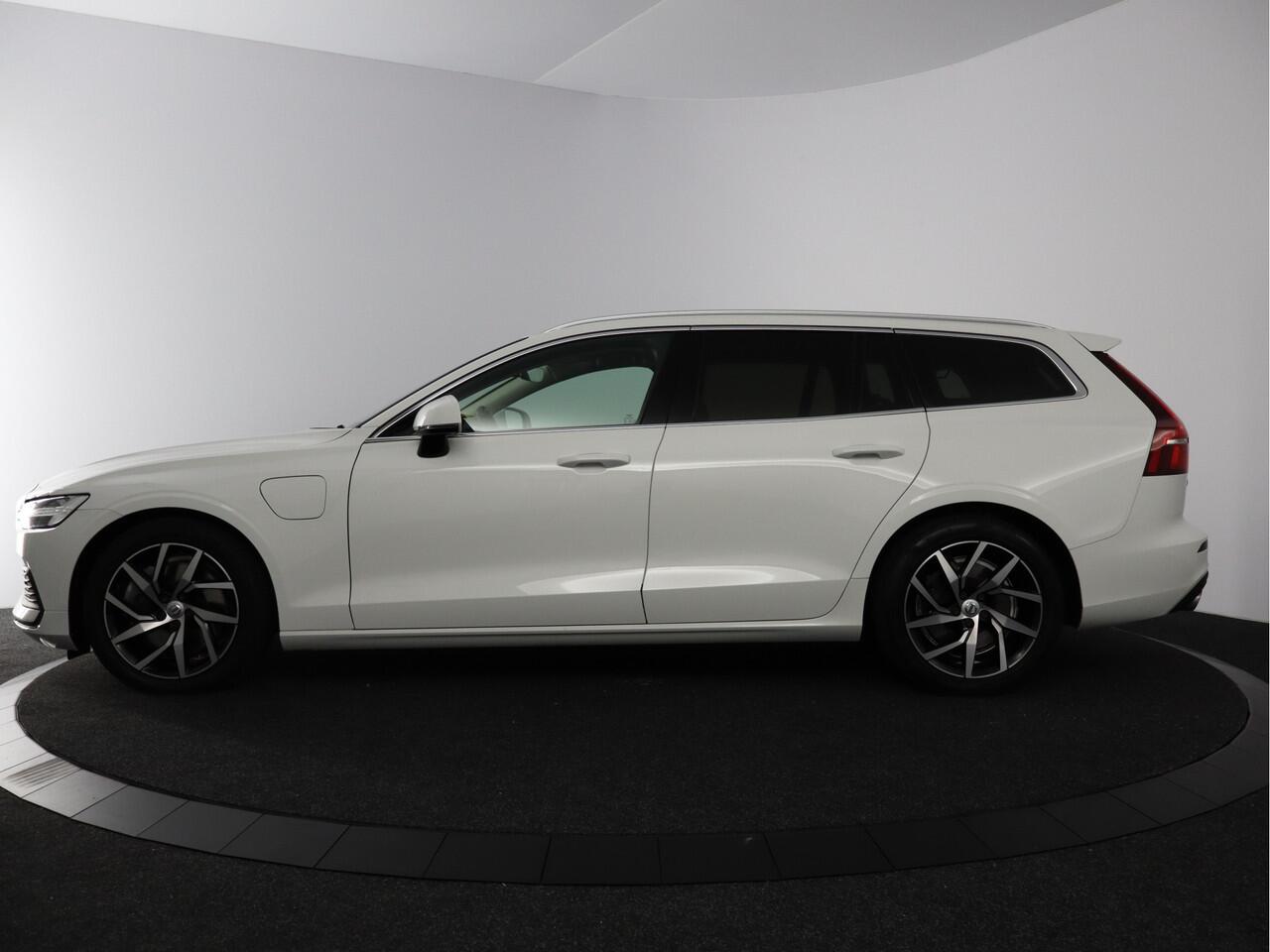 Volvo V60 2.0 T6 Twin Engine AWD Inscription | Harman Kardon | Trekhaak