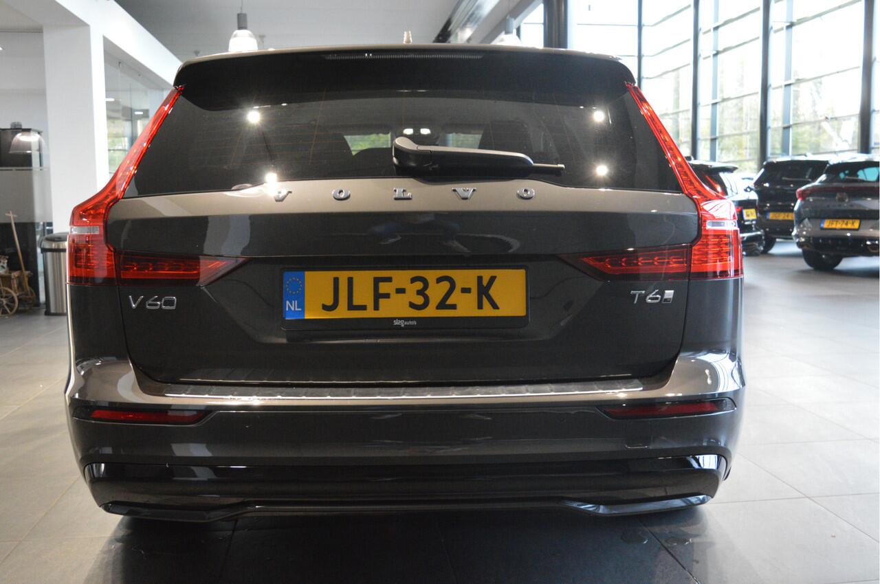 Volvo V60 2.0 T6 Plug-in hybrid AWD Plus Dark leer trekhaak 18 inch !!