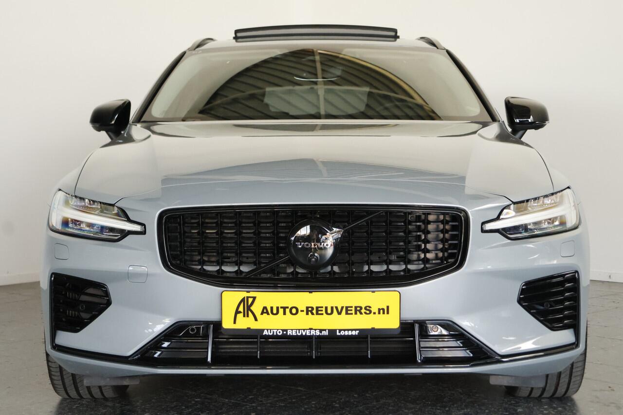 Volvo V60 2.0 T8 Plug-in hybrid AWD Plus Dark / Opendak / LED / H&K / Pilot assist / Leder