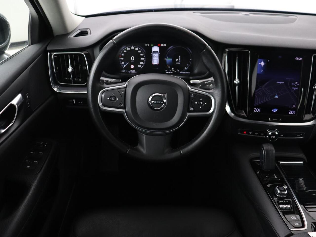 Volvo V60 2.0 T6 Recharge AWD Inscription | Leder | Camera | Carplay | Navigatie | Full LED | 18'' | Parkeerhulp | Cruise control | PHEV | Plug In
