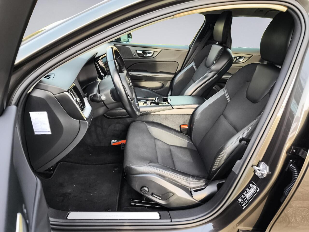 Volvo V60 2.0 T6 Recharge AWD Business Pro 1e-Eig. & Keurig-Onderh. BOVAG-Garantie. NL-Auto.