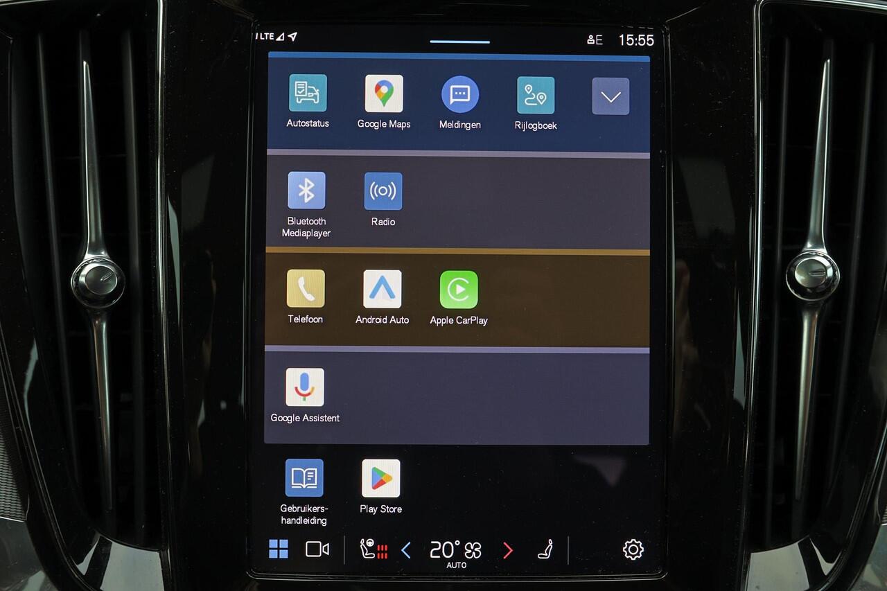 Volvo V60 T6 Recharge AWD Essential - IntelliSafe Assist & Surround - Parkeercamera achter - Verwarmde voorstoelen, stuur & achterbank - Parkeersensoren voor & achter - High Performance audio - Elektr. inklapbare trekhaak - 18' LMV