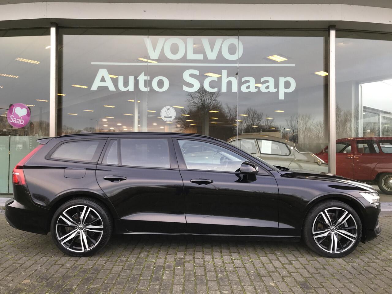 Volvo V60 2.0 B3 Momentum Advantage Automaat | Rijklaar incl 12 mnd Bovag | Carplay Darktint Trekhaak DAB