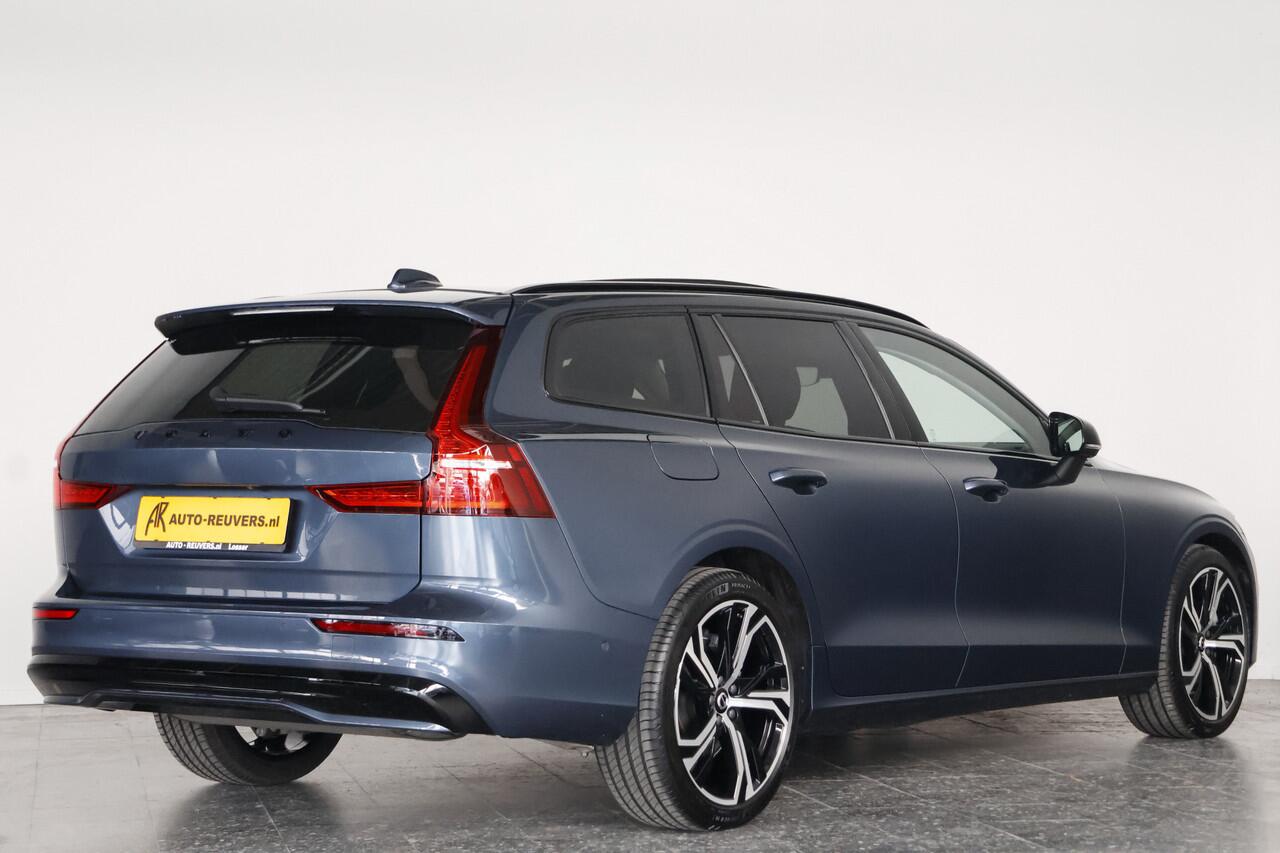 Volvo V60 2.0 B4 Ultimate Dark Panorama / Opendak /Leder / HUD / Pilot Assist / HarmanKardon / CarPlay