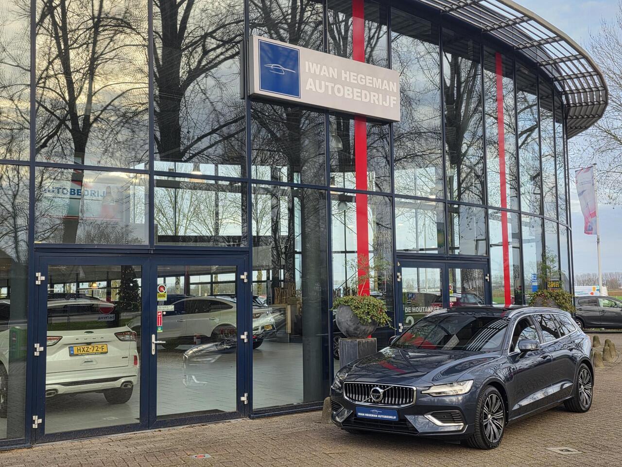 Volvo V60 2.0 T6 Recharge AWD Inscription | Schuif/kanteldak | Wegkl. Trekhaak | Navigatie | Leer | Cruise Control | Licht metalen velgen