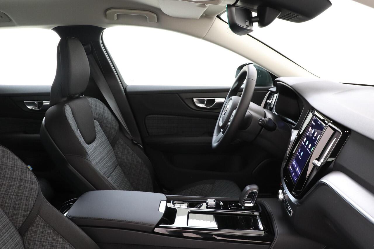 Volvo V60 T6 PLUG-IN HYBRID AWD ESSENTIAL -CLIMATE|CAMERA|PDC|GOOGLE|CRUISE