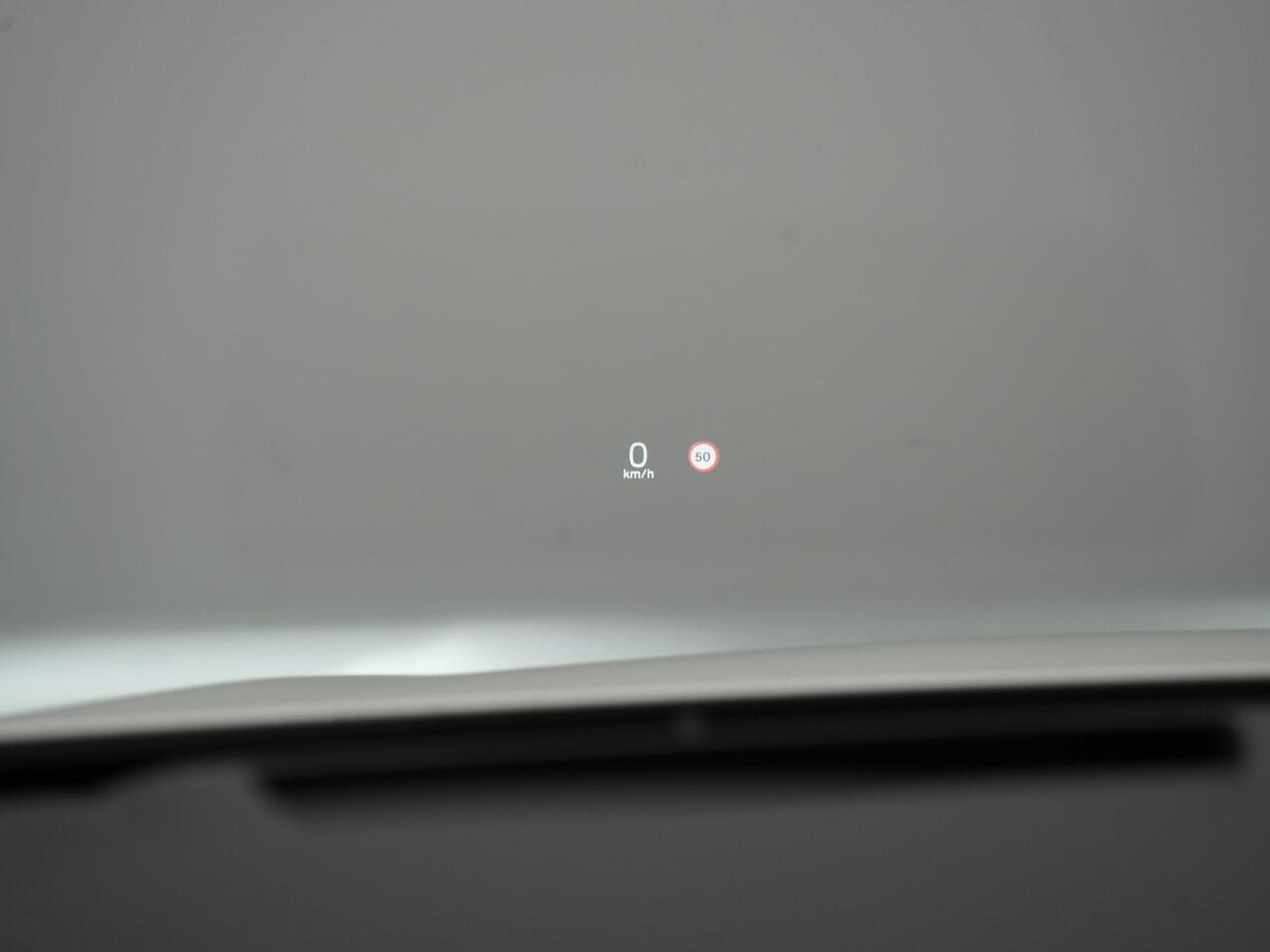 Volvo V60 T6 Twin Engine AWD Momentum Pro Plug In Hybrid 340pk Dealer O.H PHEV | Panodak | Adaptive Cruise | 360 Camera | Head Up | Sportstoelen Verwarmd | Harman & Kardon | Apple Carplay | Blis | Navigatie | Keyless | Virtual | DAB |