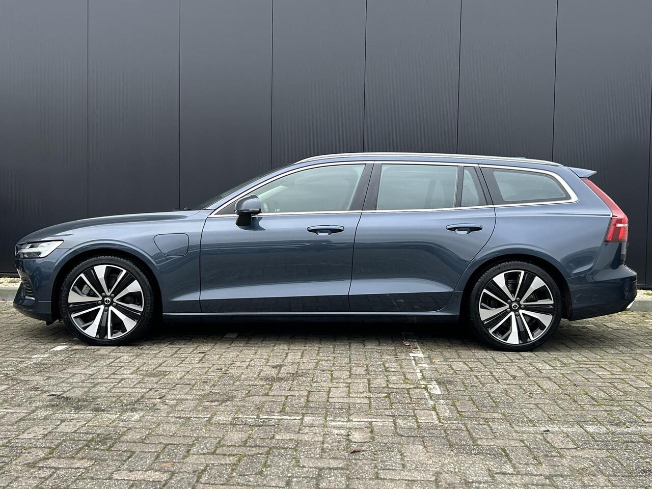Volvo V60 2.0 T6 Recharge AWD Inscription ;long range/intellisafe excl,bliss/ schuifdak/lighting/ park assist/ 19 inch/ trekhaak