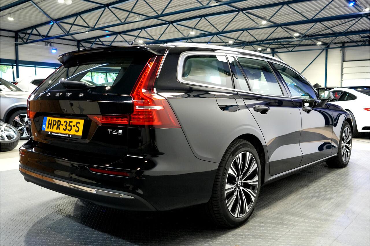 Volvo V60 2.0 T6 AWD 293kW/399pk Aut8 Plug-in hybrid Plus Bright ADAPT.CRUISE + HARMAN/KARDON + BLIS + SPORTSTOELEN + LANE ASSIST + STOEL-&STUURVERWARMING + GOOGLE DASH&SERVICES + CAMERA + LED HIGH BEAM + PARKSENSOREN + 19" LM-VELGEN!!