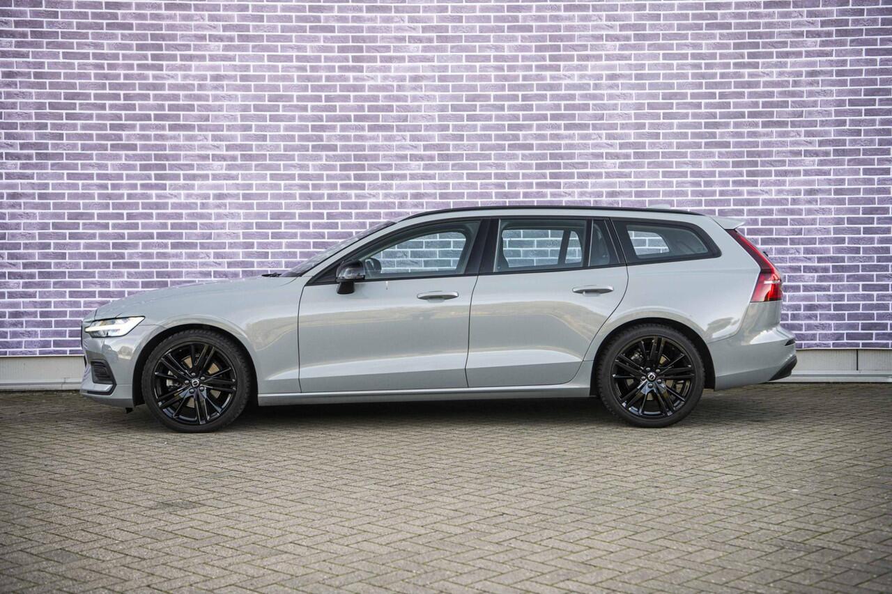 Volvo V60 2.0 B3 Essential Edition | Sport Pack | 19" Black Edition Velgen | Leder | Adaptieve Cruise Control | Stoelverwarming | Park Assist |