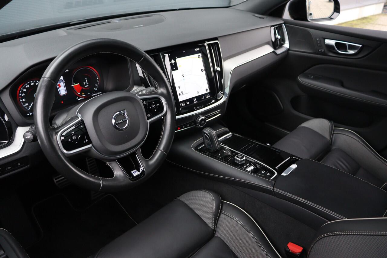 Volvo V60 2.0 T6 Twin Engine AWD R-Design | Pano | Camera | H/K | Memory |
