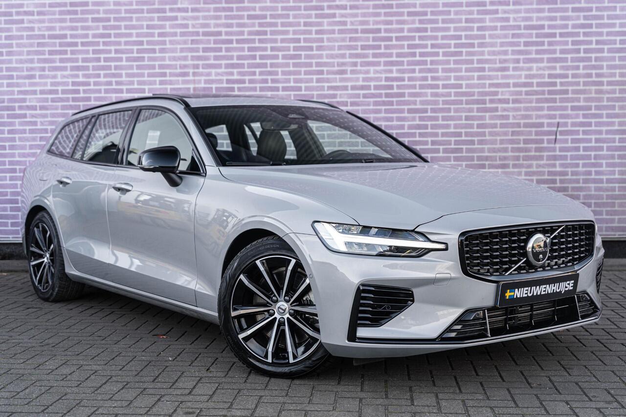 Volvo V60 T6 Plug-in hybrid AWD Plus Dark | Google | Long range | Trekhaak | Harman Kardon | Panoramadak | 360º Camera | Adaptive Cruise | BLIS | Verwarmbare voorruit | Power seats | Dodehoekdetectie |