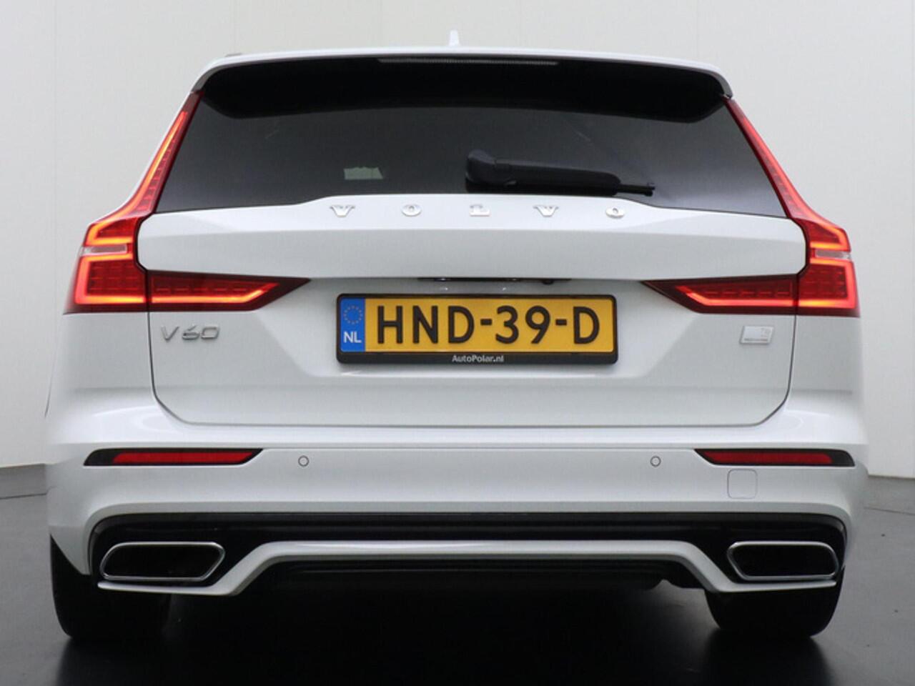 Volvo V60 2.0 T6 Recharge AWD Dark R-Design LongRange/Panodak/Camera/Headup etc.