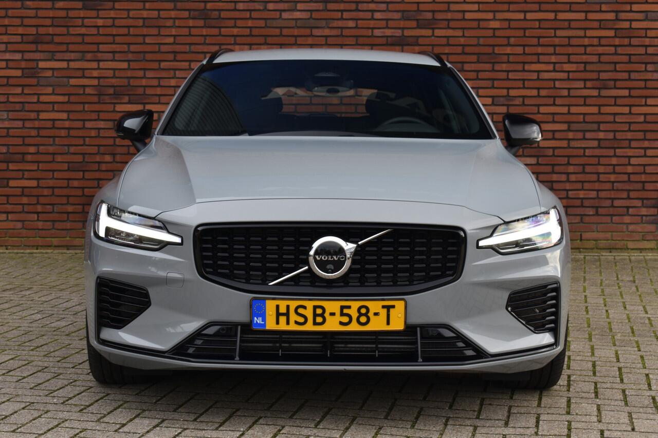 Volvo V60 T6 350PK Plug-in hybrid AWD Plus Dark | Trekhaak | 360 Camera | Harman/Kardon |