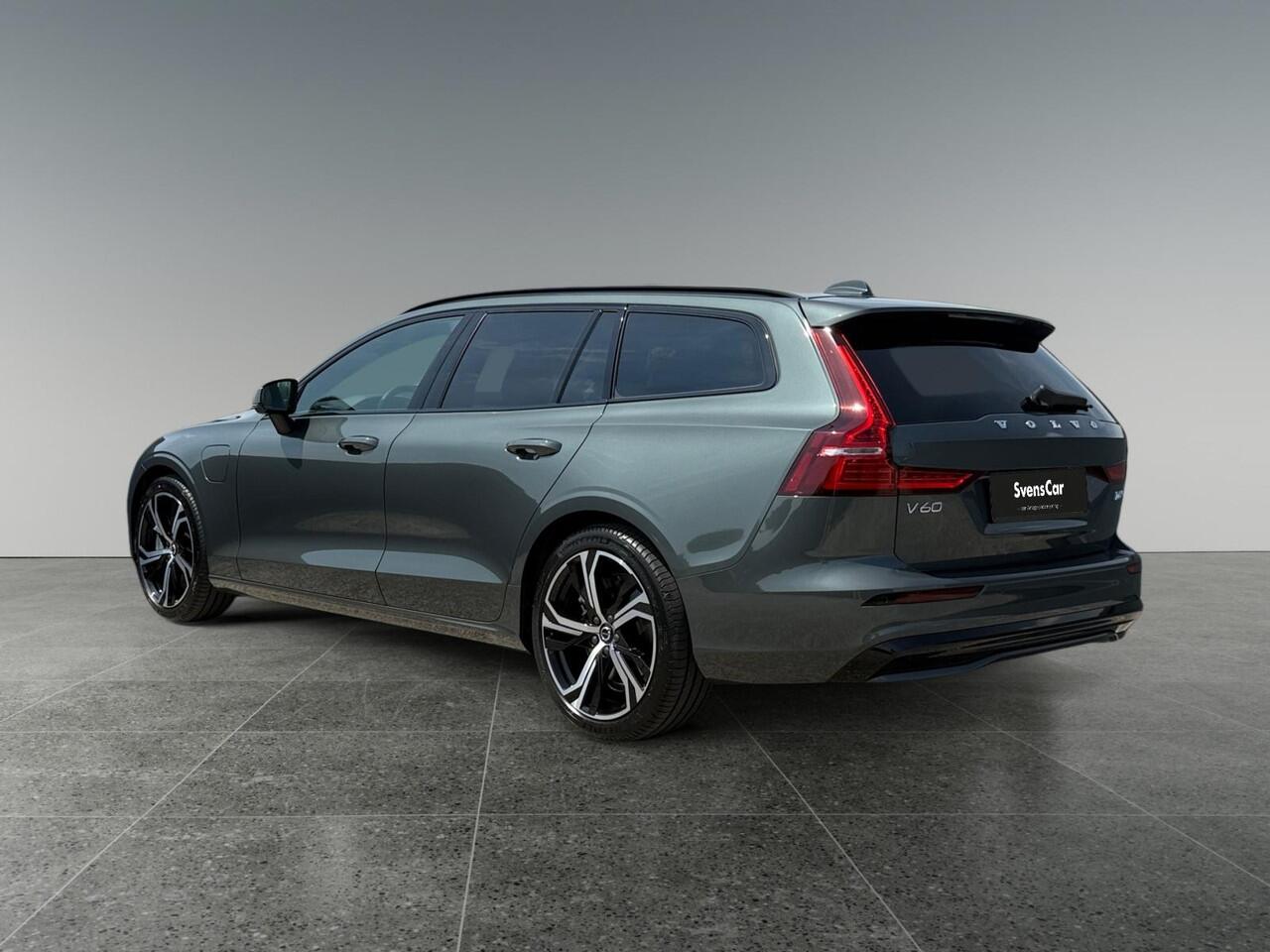 Volvo V60 2.0 T6 Plug-in hybrid AWD Plus Dark | PRIVATE LEASE VANAF: ¤1017 p.m. | Amber Nappa Lederen bekleding | Panoramadak | Extra getint glas | Harman/Kardon Audio |