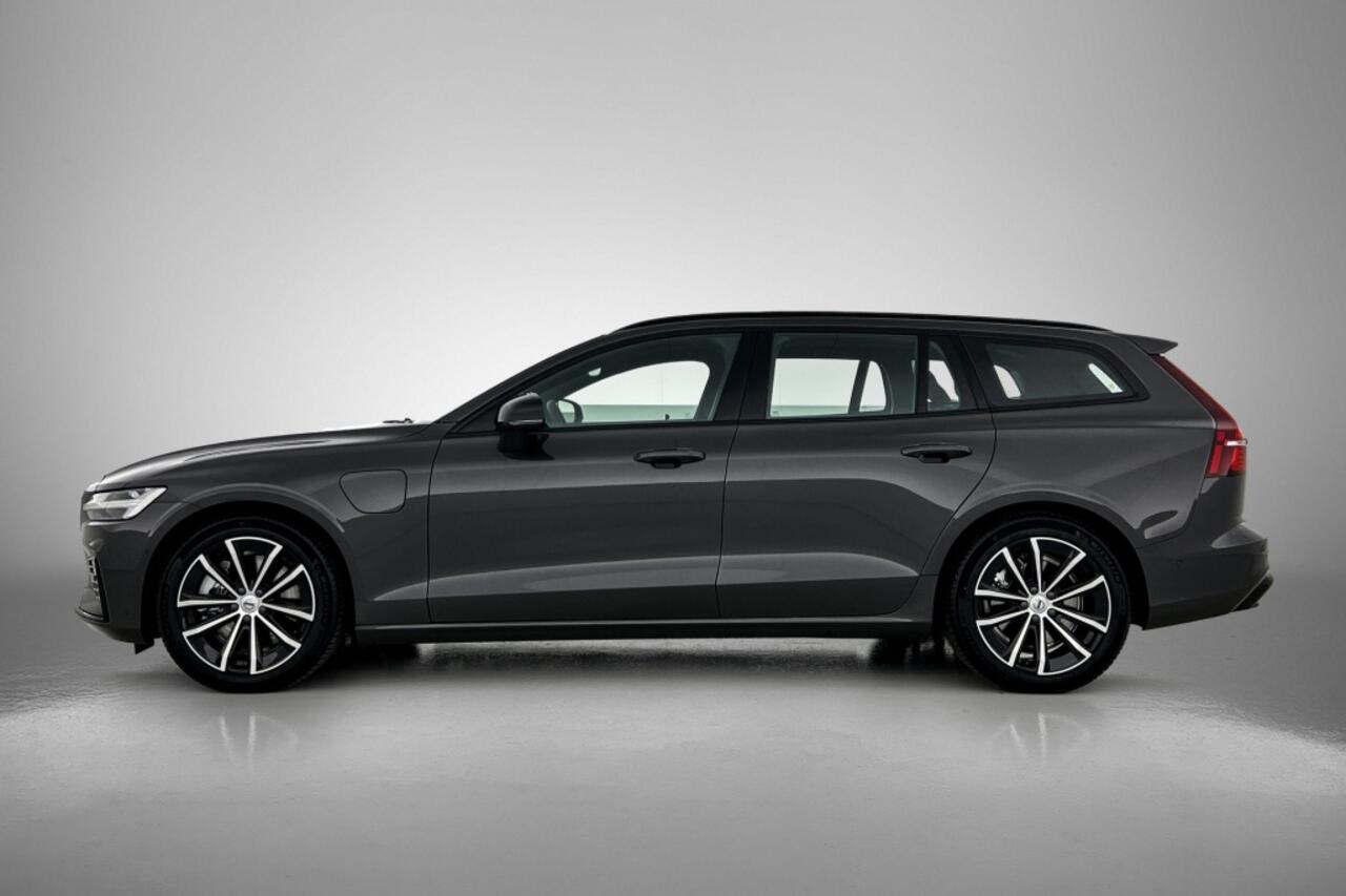 Volvo V60 2.0 T6 Plus Dark | Trekhaak | Sport Leder | 360* | Blis | Pilot