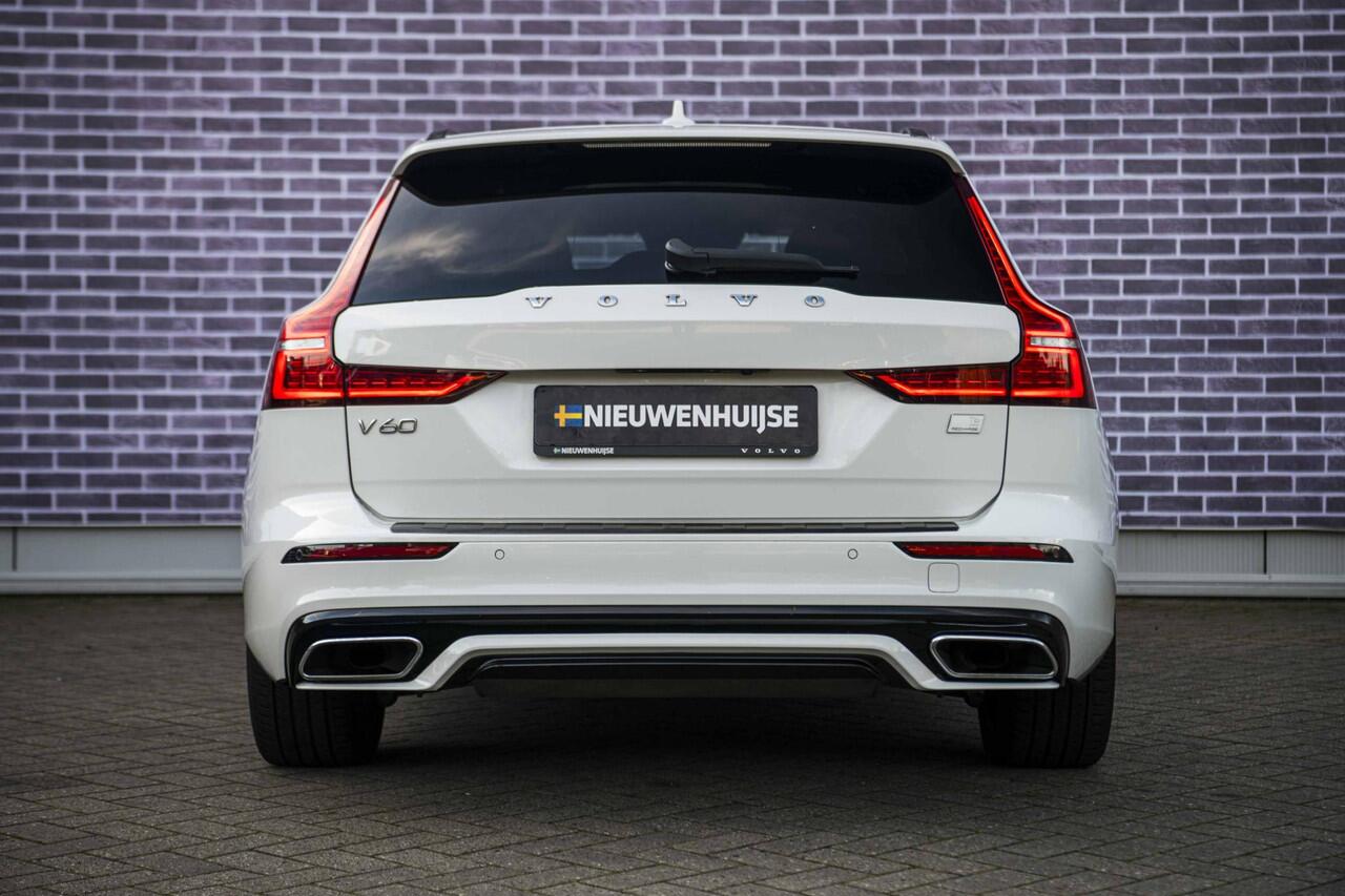 Volvo V60 2.0 T6 Recharge AWD R-Design | Stoel- en stuurwielverwarming | Navigatie | Achteruitrijcamera | Apple Carplay / Android Auto | DAB+ radio | Keyless | LED koplampen | Sportstoelen | Elektrische stoelverstelling |