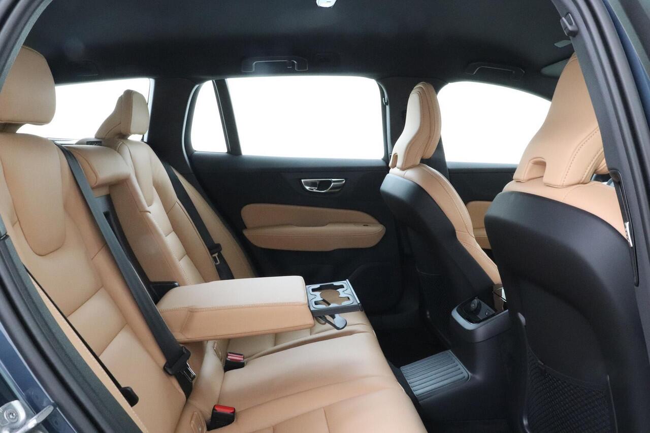 Volvo V60 T6 PLUG-IN HYBRID AWD PLUS DARK -GEVENT.LEDER|360°CAM|ADAP.CRUISE|KEYLESS|VERW.VOORRUIT|19"