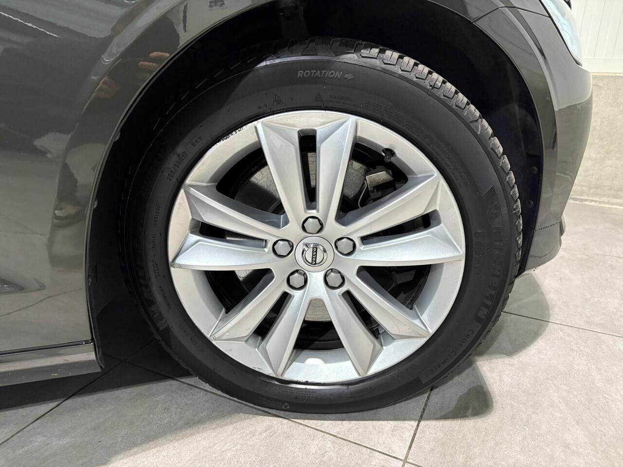 Volvo V60 B3 Aut. Benzine Momentum ACC Parkeercamera 163pk