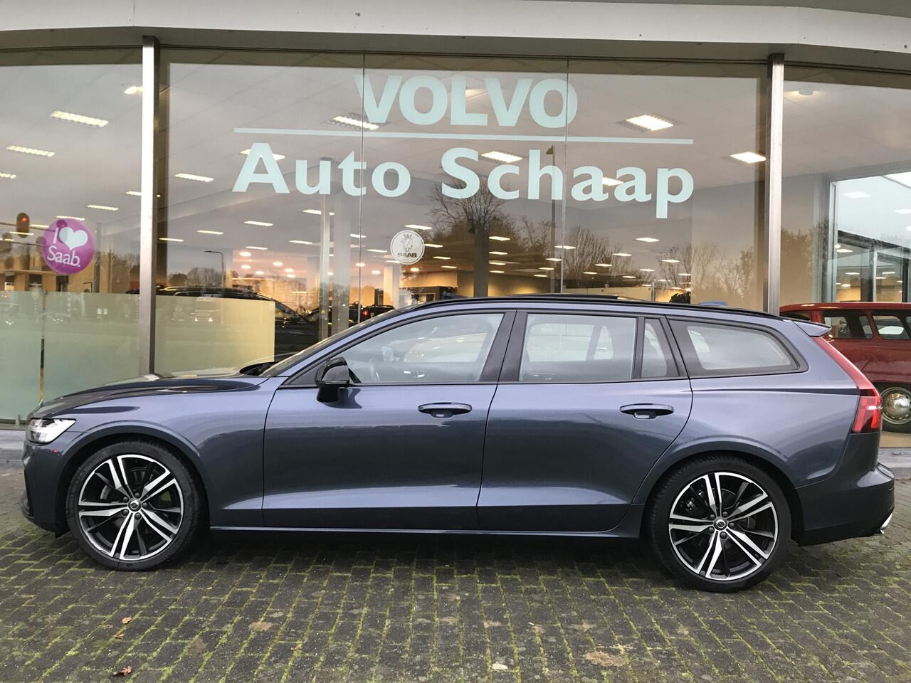 Volvo V60 2.0 B3 R-Design Automaat | Rijklaar incl 12 mnd Bovag | Panoramadak Trekhaak Keyless Carplay/Android