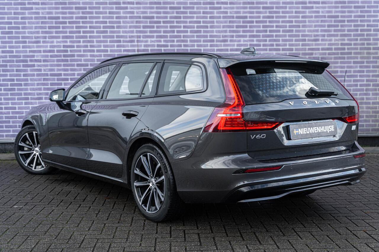 Volvo V60 2.0 T6 Plug-in hybrid AWD Plus Dark | Stuurverwarming | Adaptive Cruise Control | Stoelverwarming Voor + Achter | Keyless Entry | Parkeercamera | Carplay | Volvo On Call |