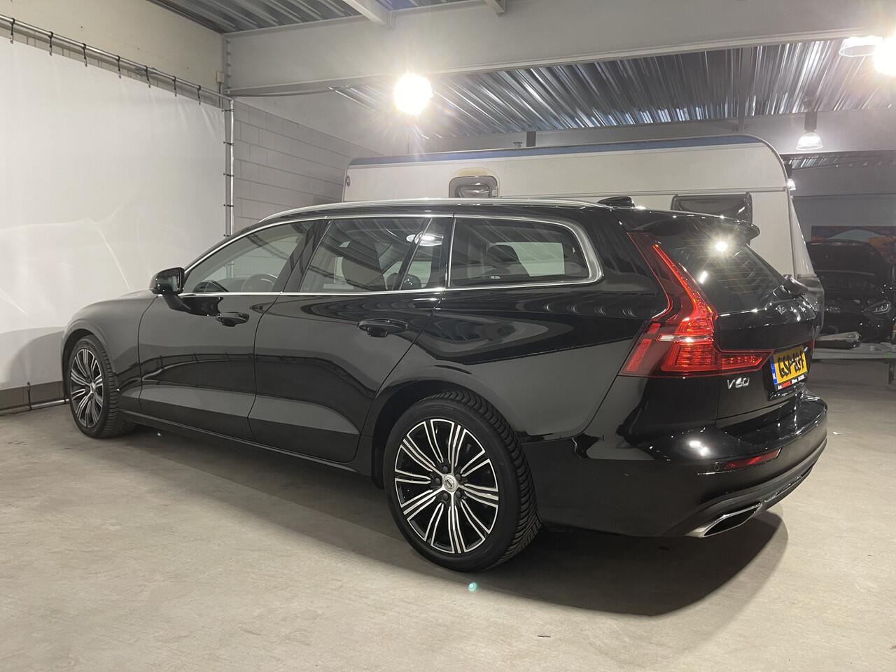 Volvo V60 B4 2.0i MHEV 211pk Inscription Leer, CarPlay, ACC, Trekhaak (1800kg), Navi, A.Camera