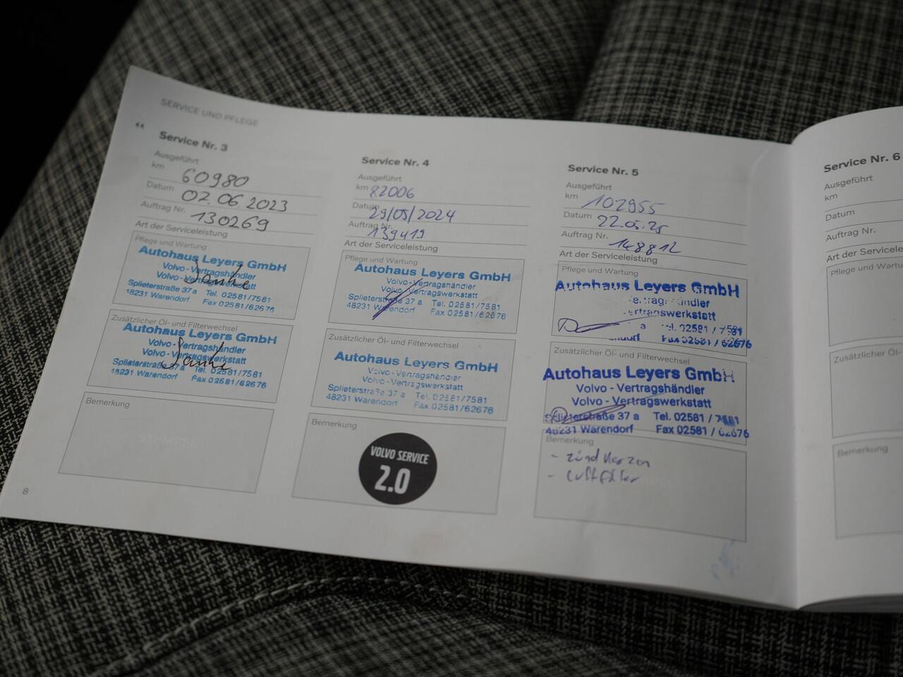 Volvo V60 T6 Twin Engine AWD Momentum Pro Plug In Hybrid 340pk Dealer O.H PHEV | Panodak | Adaptive Cruise | Camera | Apple Carplay | Sportstoelen Verwarmd | Virtual | Blis |