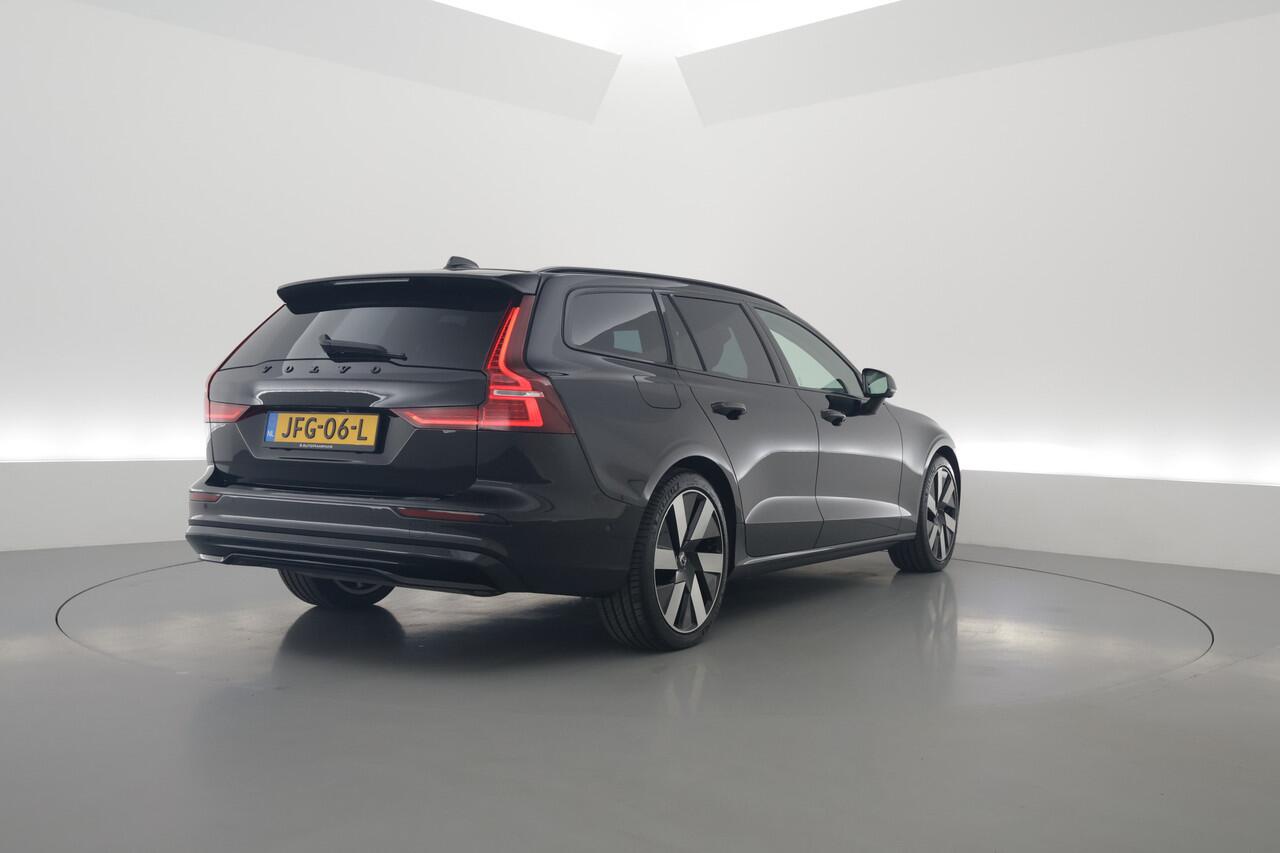 Volvo V60 T6 Recharge Ultra Dark | Pano | HUD | B&W | Stoelventi. | Massage | Memory seats | Elek. Trekhaak | 360cam