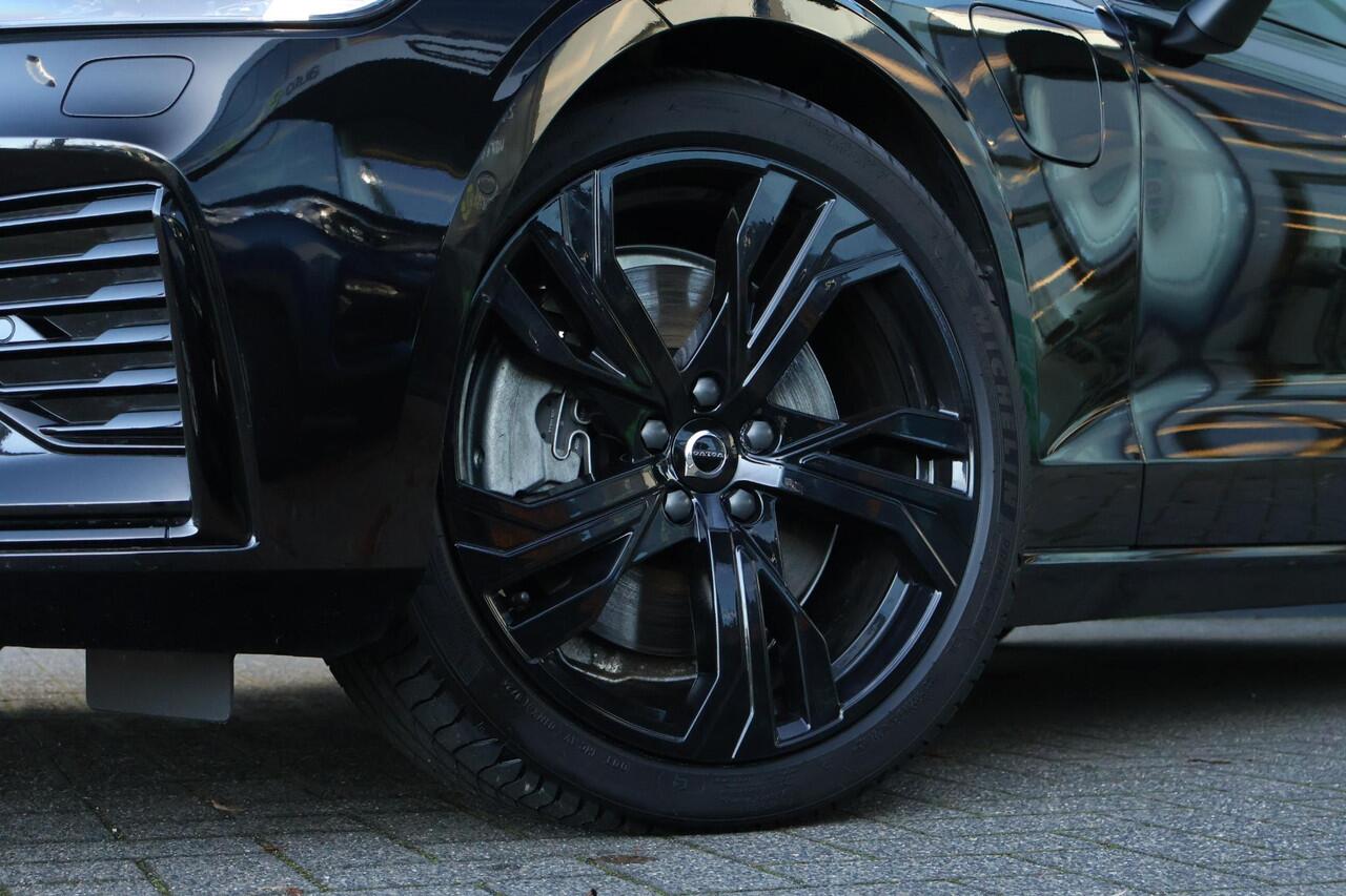 Volvo V60 2.0 T6 Plug-in hybrid AWD Ultimate Dark