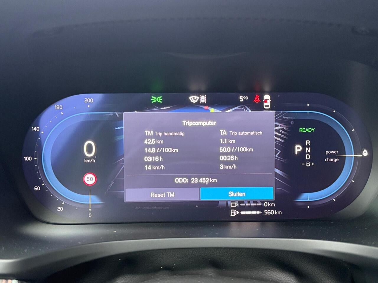 Volvo V60 2.0 T6 Plug-in hybrid AWD Plus Dark | Head-up Display | Lighting Pack | Extra getint glas | 360 graden camera |