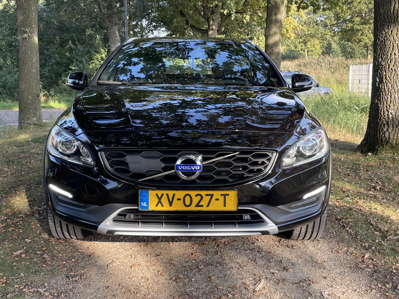 Volvo V60 CROSS COUNTRY 2.0 T5 Polar+ | 1e eigenaar | Achteruitrijcamera |