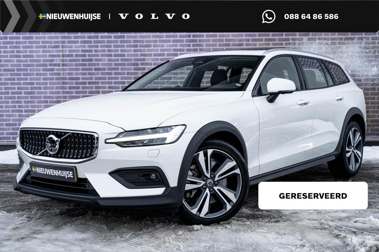 Volvo V60 CROSS COUNTRY B5 AWD Ultimate | Bowers & Wilkins audio | Voorstoelen met massagefunctie | 20" | Stoel-/Stuurverwarming | Trekhaak | Gelamineerd glas | 360 Camera | Standkachel | Keyless Entry | Dodehoekdetectie | Google | Volvo On Call | Carplay |