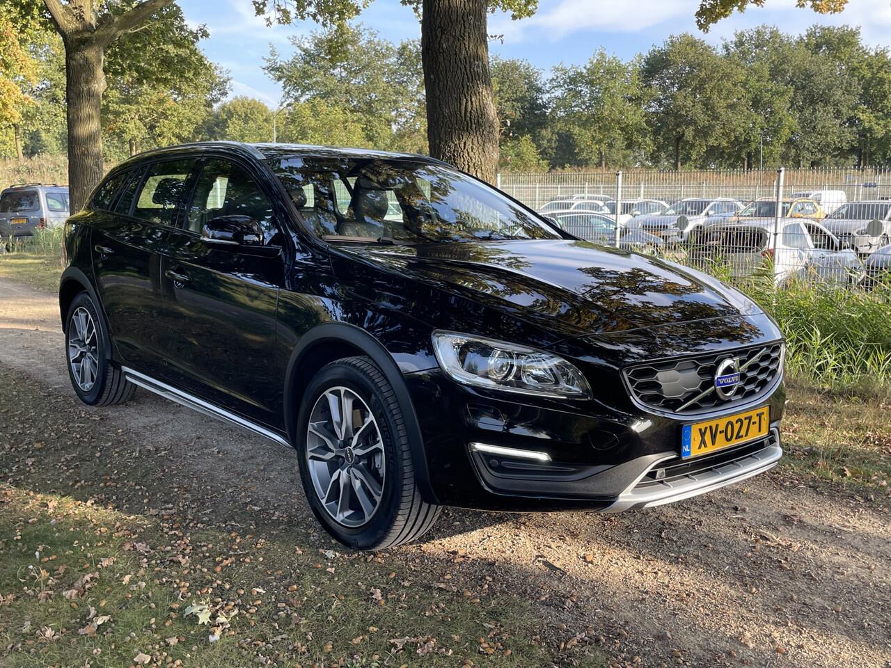 Volvo V60 CROSS COUNTRY 2.0 T5 Polar+ | 1e eigenaar | Achteruitrijcamera |