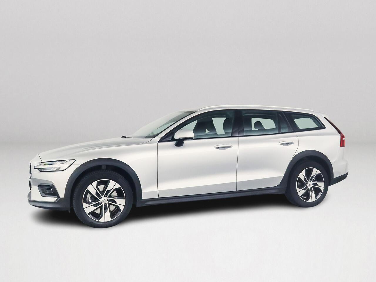 Volvo V60 CROSS COUNTRY B5 AWD Pro | Parkeercamera | Stoel- en Stuurverwarming | Trekhaak