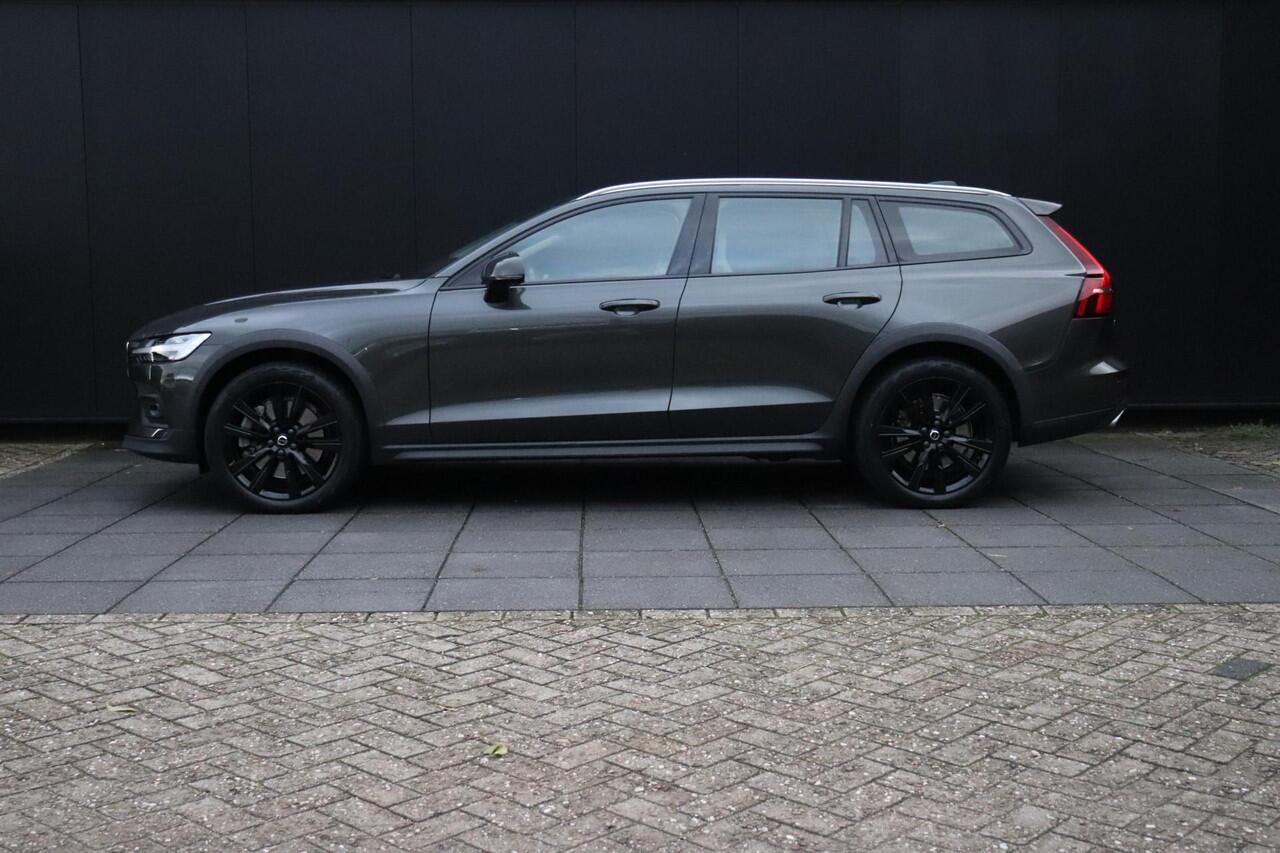 Volvo V60 CROSS COUNTRY 2.0 B5 251 PK AWD Pro | LEDER | STAND KACHEL | MEMORY | PANO-DAK | CAMERA | H&K SOUND | | CRUISE | NAVI |