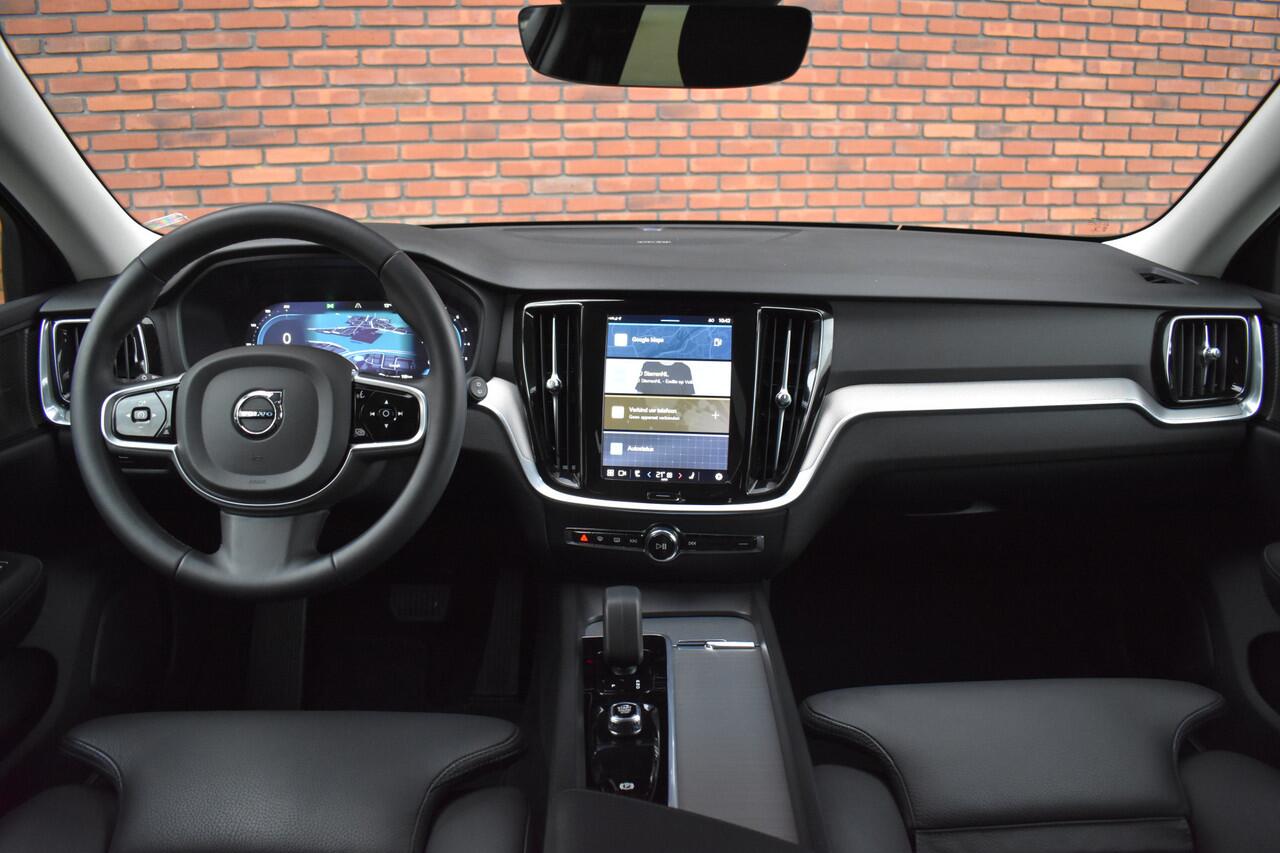 Volvo V60 CROSS COUNTRY B5 265PK AWD Plus | Styling Kit | 20'' | 360 Camera | Harman/Kardon | Trekhaak |