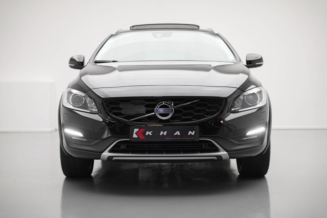 Volvo V60 CROSS COUNTRY 2.0 D4 Polar+ |Schuifdak|Memory|Camera|Leder|Stuurverwarming|