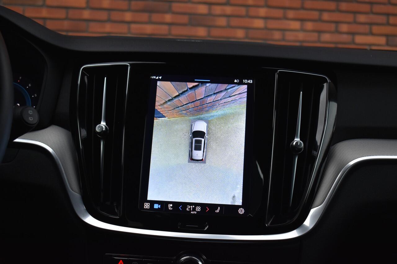 Volvo V60 CROSS COUNTRY B5 265PK AWD Plus | Styling Kit | 20'' | 360 Camera | Harman/Kardon | Trekhaak |