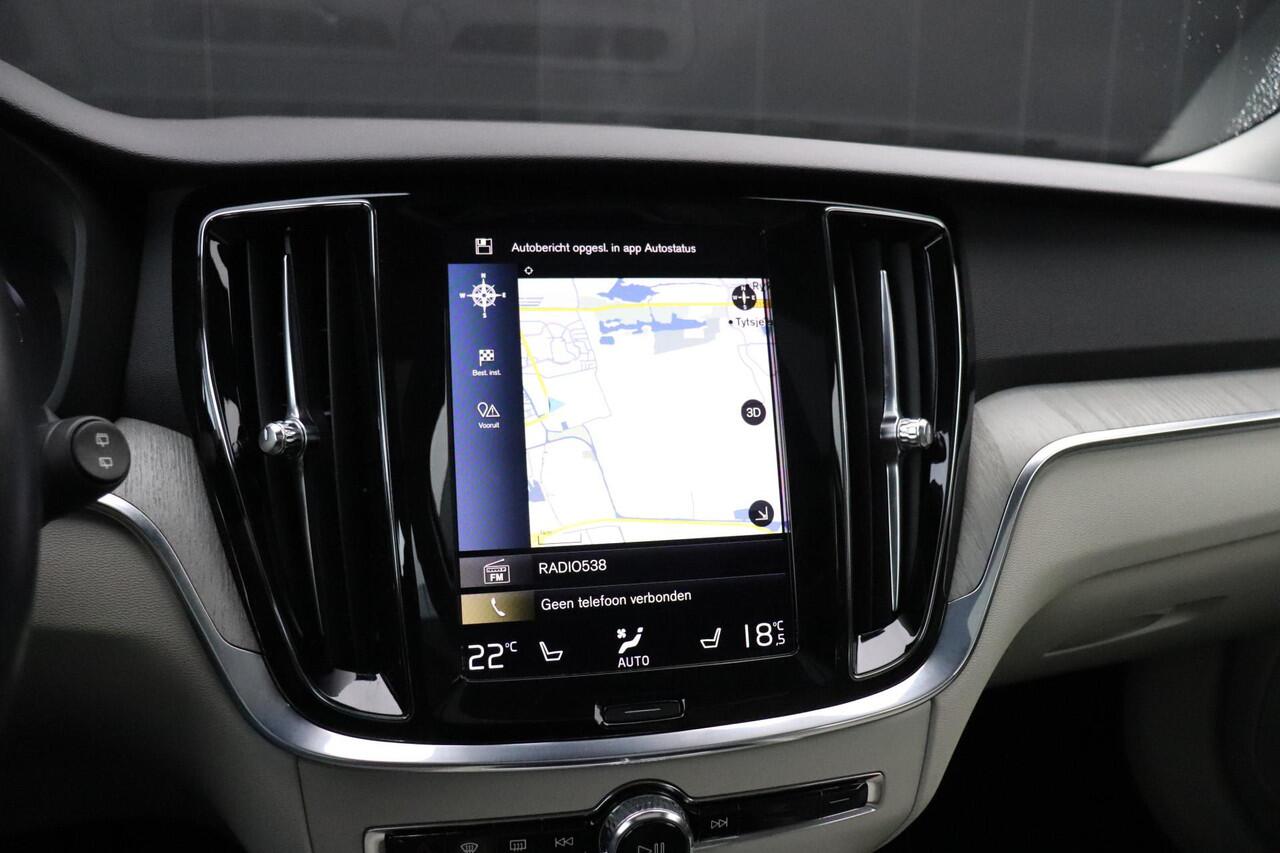 Volvo V60 CROSS COUNTRY 2.0 B5 251 PK AWD Pro | LEDER | STAND KACHEL | MEMORY | PANO-DAK | CAMERA | H&K SOUND | | CRUISE | NAVI |