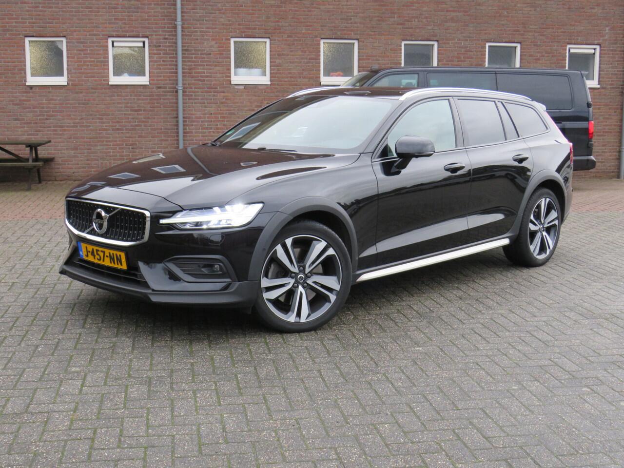 volvo-v60-cross-country-2.0-b5-awd-