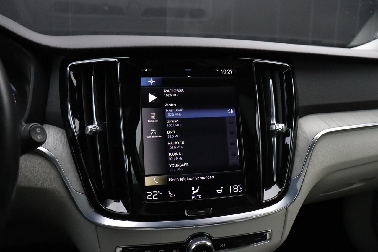 Volvo V60 CROSS COUNTRY 2.0 B5 251 PK AWD Pro | LEDER | STAND KACHEL | MEMORY | PANO-DAK | CAMERA | H&K SOUND | | CRUISE | NAVI |