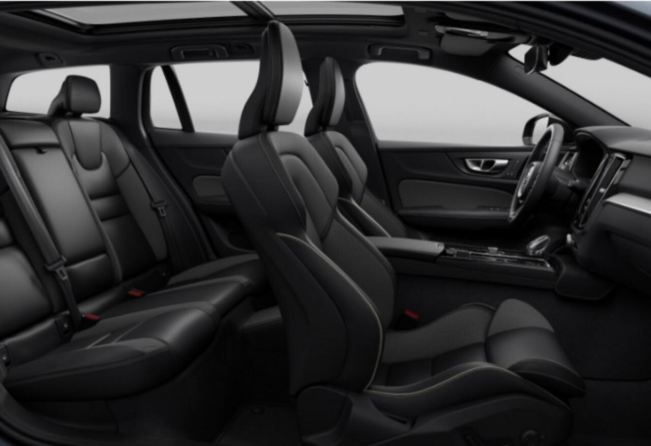 Volvo V60 T6 350PK Automaat AWD Ultra Dark / Long Range / 360 Camera / Harman Kardon audio / Head-up display / Panorama dak / Apple carplay / Android auto /